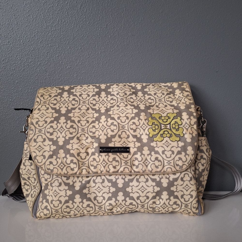 Petunia Pickle Bottom Boxy Diaper Bag (Messenger / Stroller Style)